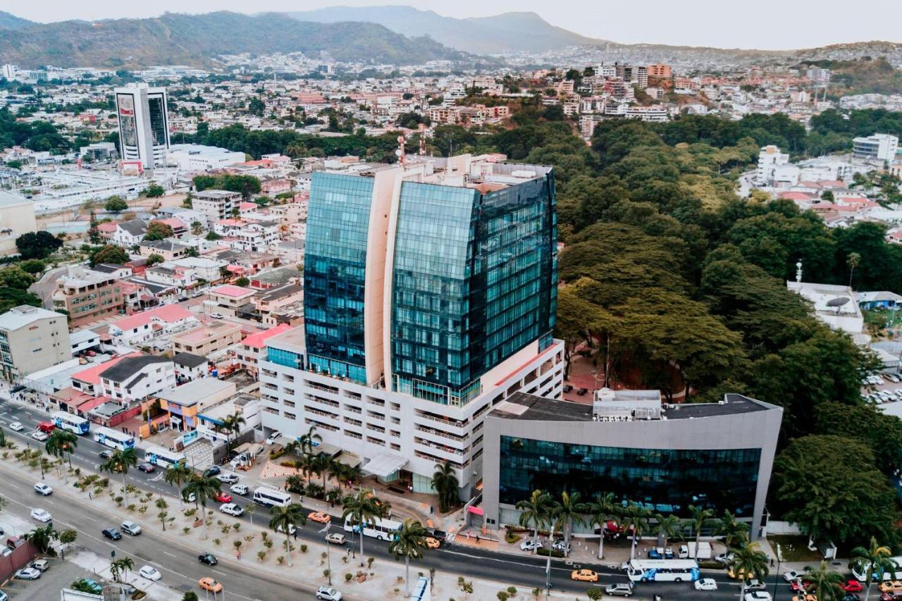 Courtyard By Marriott Guayaquil Hotel Eksteriør billede