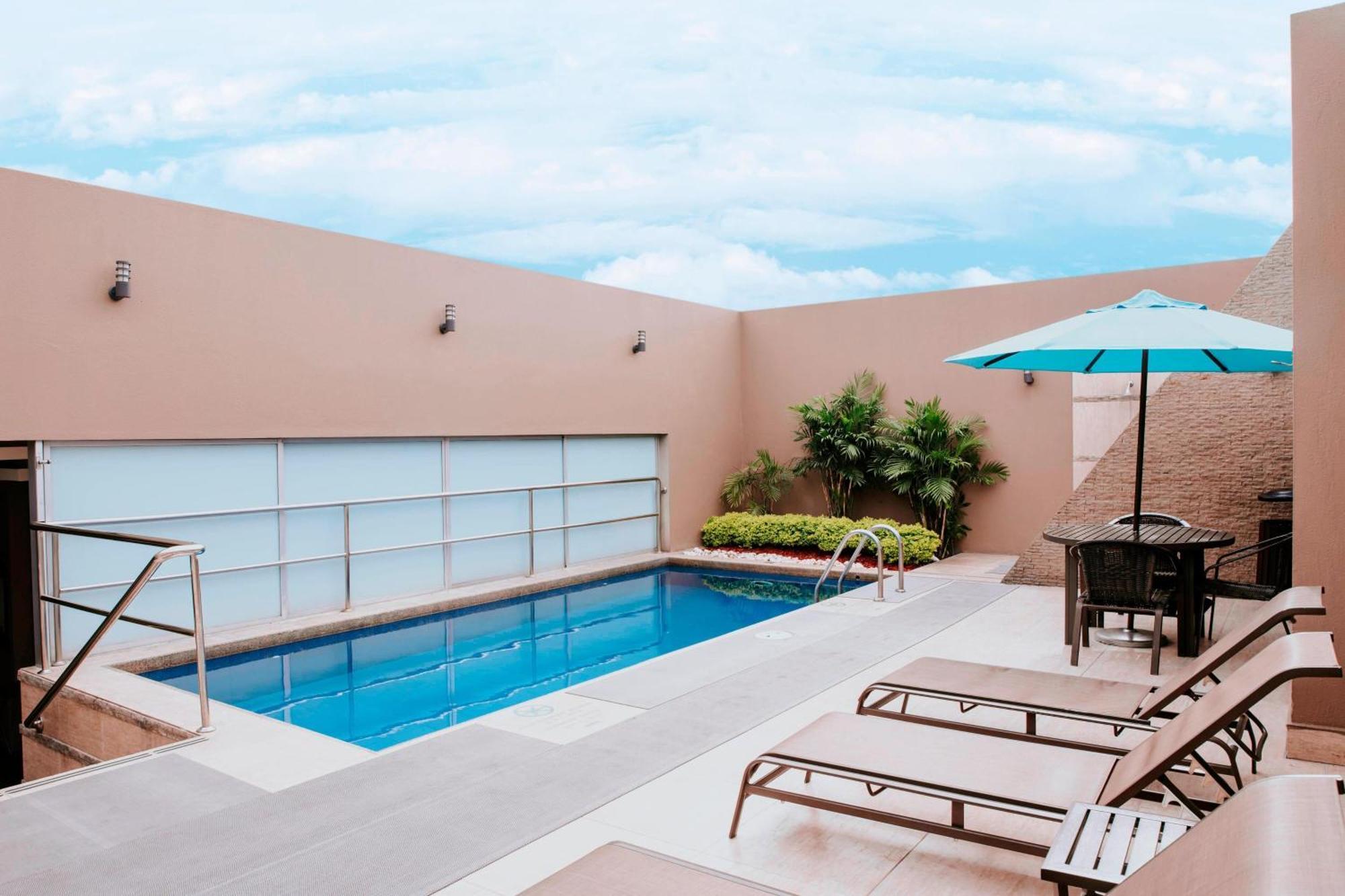 Courtyard By Marriott Guayaquil Hotel Eksteriør billede